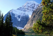 星空体育官网：[英超]第35轮：西汉姆联VS利物浦.